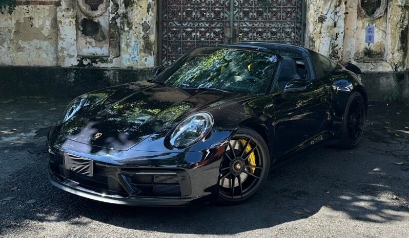 
								Porsche 911 Targa 4 GTS 992.1 full									