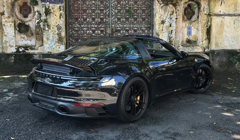 
								Porsche 911 Targa 4 GTS 992.1 full									