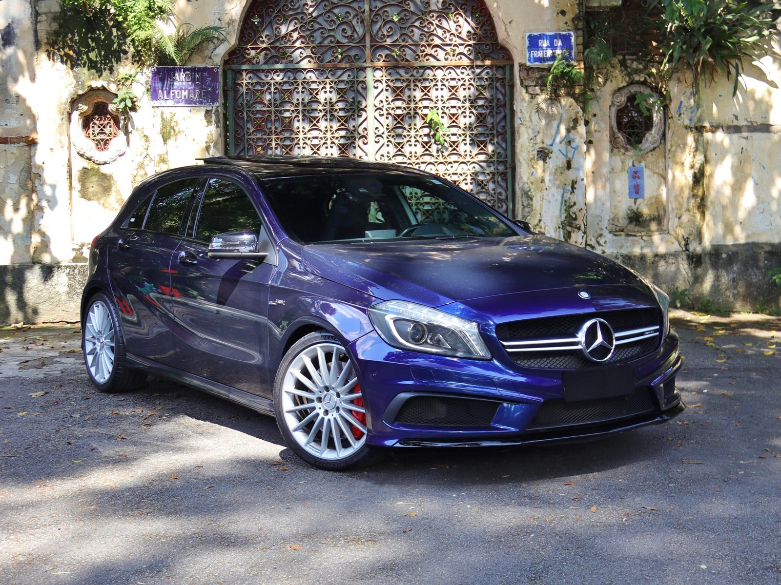 Mercedes A45 AMG