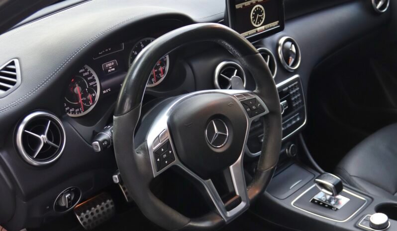 
								Mercedes A45 AMG full									