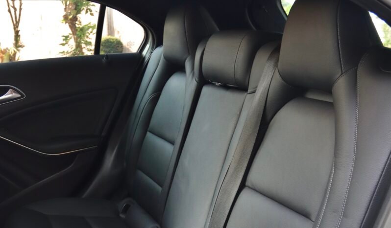 
								Mercedes A45 AMG full									