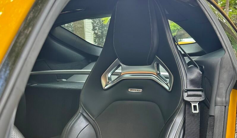 
								Mercedes-AMG GT full									