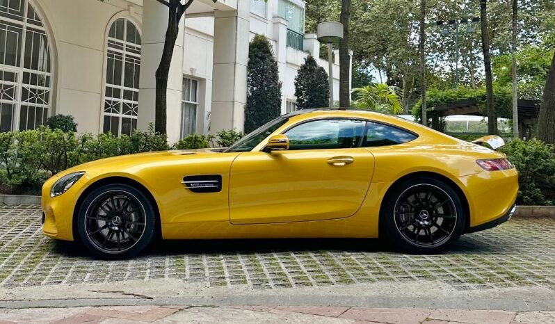 
								Mercedes-AMG GT full									