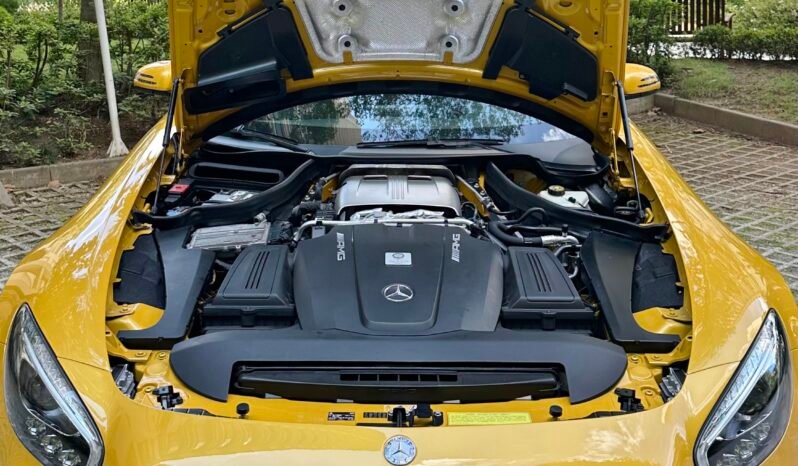 
								Mercedes-AMG GT full									