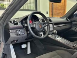 
										Porsche Cayman GTS full									