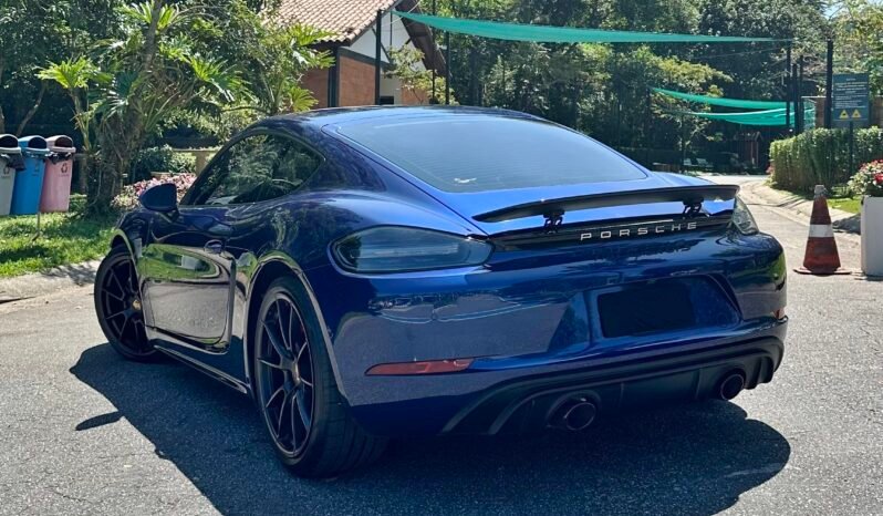 
								Porsche Cayman GTS full									