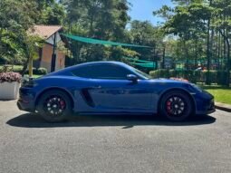 
										Porsche Cayman GTS full									