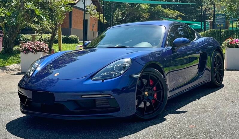 
								Porsche Cayman GTS full									