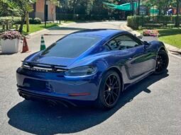 
										Porsche Cayman GTS full									