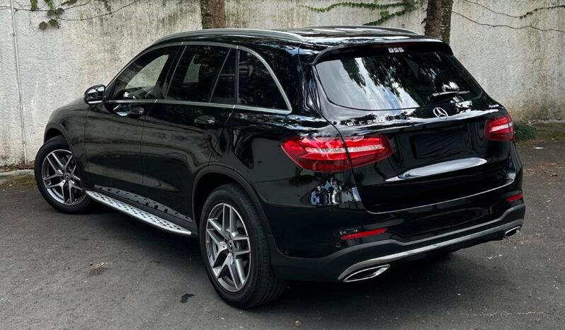 
								Mercedes-Benz GLC 250 Sport full									