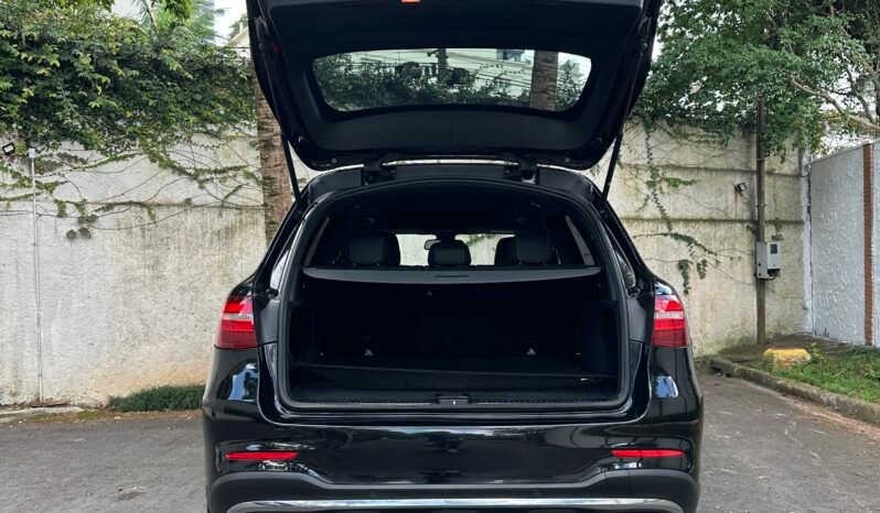 
								Mercedes-Benz GLC 250 Sport full									