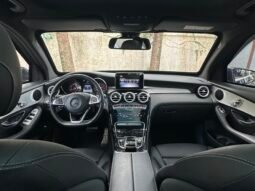 
										Mercedes-Benz GLC 250 Sport full									