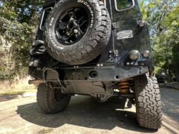 
										Land Rover Defender 90 full									