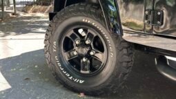 
										Land Rover Defender 90 full									
