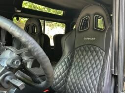 
										Land Rover Defender 90 full									