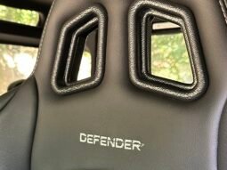 
										Land Rover Defender 90 full									