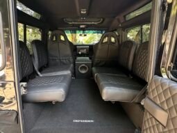 
										Land Rover Defender 90 full									