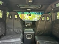 
										Land Rover Defender 90 full									