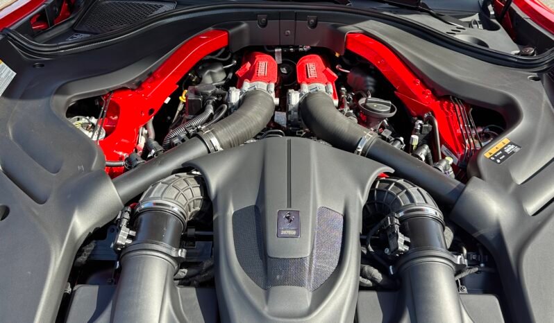 
								Ferrari Roma full									