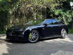 
										Porsche Panamera 4 E-Hybrid Sport Turismo full									