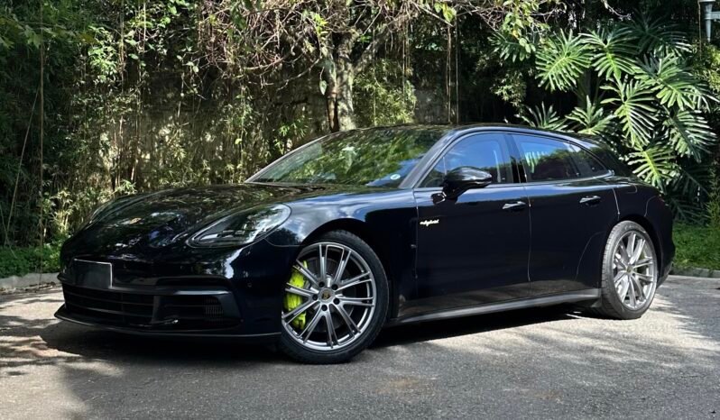 
								Porsche Panamera 4 E-Hybrid Sport Turismo full									
