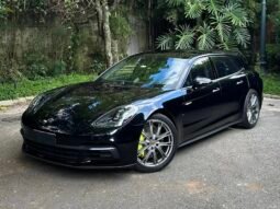 
										Porsche Panamera 4 E-Hybrid Sport Turismo full									