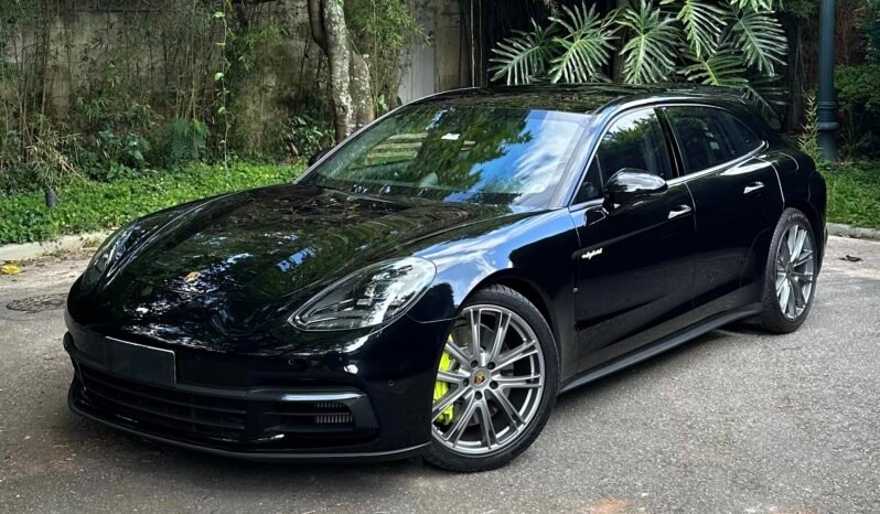 
								Porsche Panamera 4 E-Hybrid Sport Turismo full									