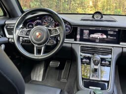 
										Porsche Panamera 4 E-Hybrid Sport Turismo full									