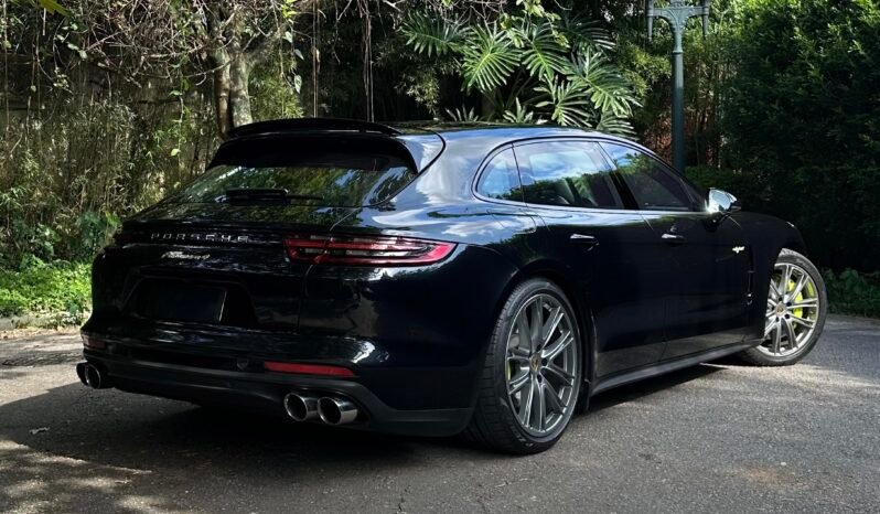 
								Porsche Panamera 4 E-Hybrid Sport Turismo full									