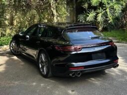 
										Porsche Panamera 4 E-Hybrid Sport Turismo full									