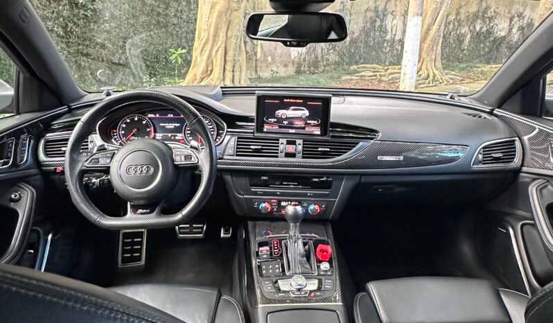
								Audi RS6 Avant full									