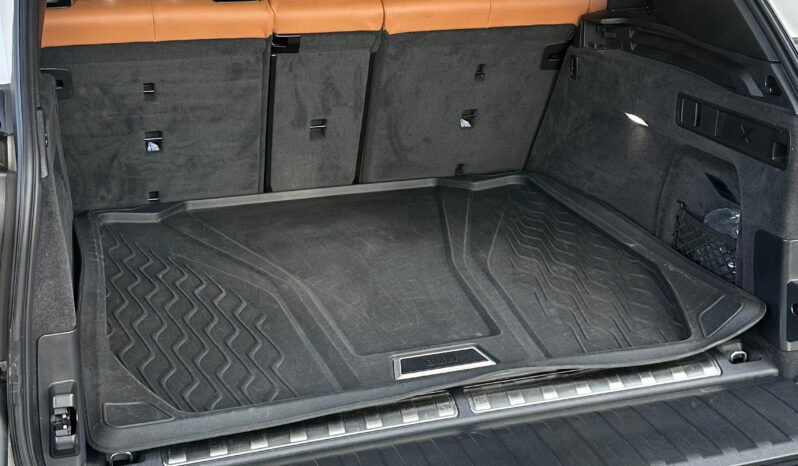 
								BMW X5 xDrive45e full									