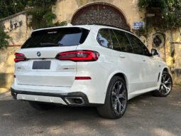 
										BMW X5 xDrive45e full									