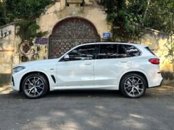 
										BMW X5 xDrive45e full									
