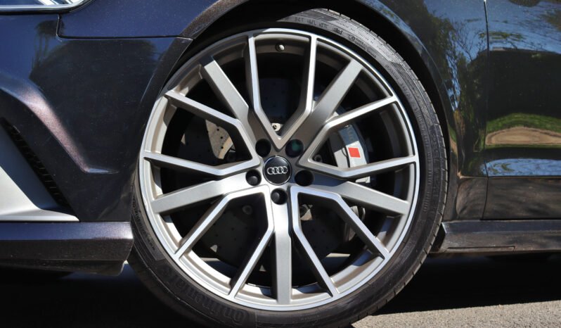 
								Audi RS6 Avant full									