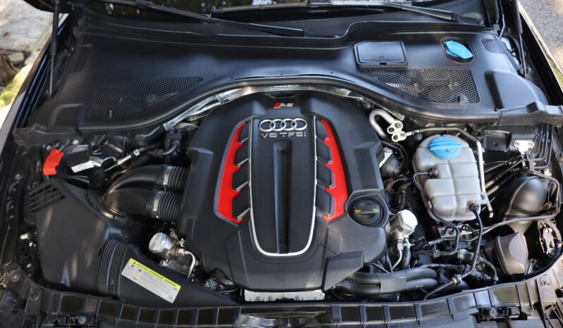 
								Audi RS6 Avant full									