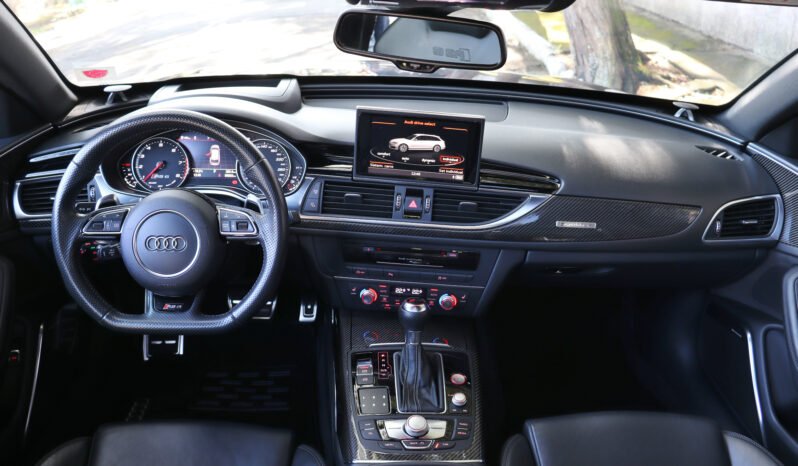 
								Audi RS6 Avant full									