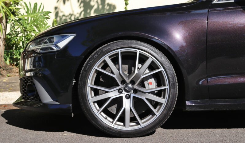 
								Audi RS6 Avant full									