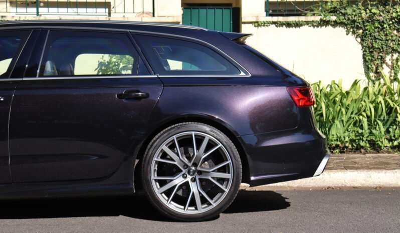 
								Audi RS6 Avant full									