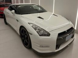 
										Nissan GTR Black Edition full									