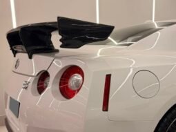 
										Nissan GTR Black Edition full									