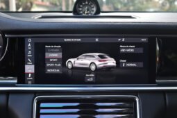 
										Porsche Panamera 4 E-Hybrid Sport Turismo full									