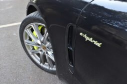
										Porsche Panamera 4 E-Hybrid Sport Turismo full									