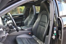 
										Porsche Panamera 4 E-Hybrid Sport Turismo full									