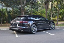 
										Porsche Panamera 4 E-Hybrid Sport Turismo full									