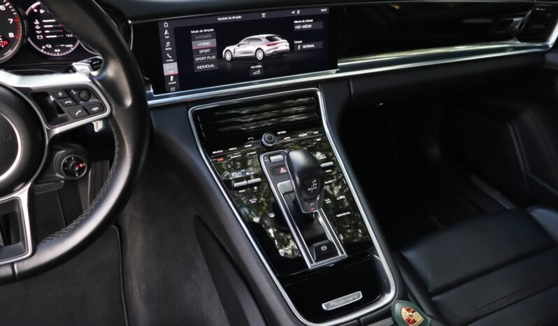 
								Porsche Panamera 4 E-Hybrid Sport Turismo full									