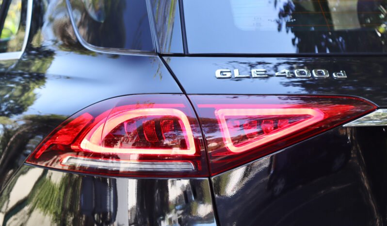 
								Mercedes-Benz GLE 400d 4Matic full									