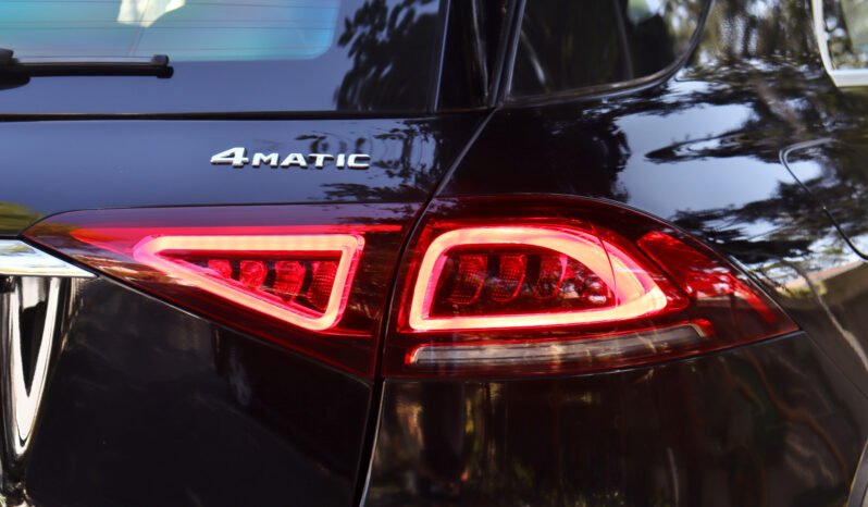 
								Mercedes-Benz GLE 400d 4Matic full									