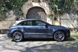 
										Porsche Macan T full									