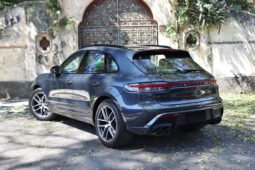 
										Porsche Macan T full									
